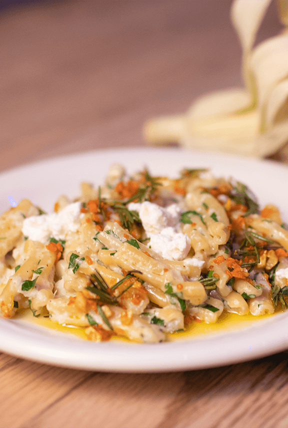 Recipe thumbnail image of Casarecce, salsa de maíz criollo, ragout de romero y ajo